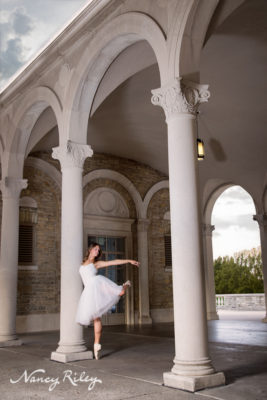 Ault Park senior portrait