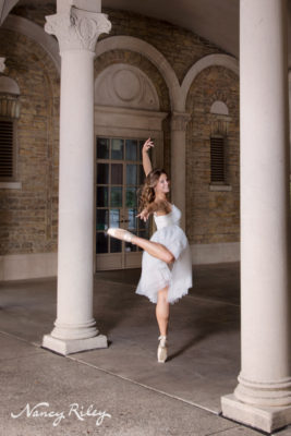 Ault Park senior portrait