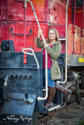 Rustic Lebanon senior portrait