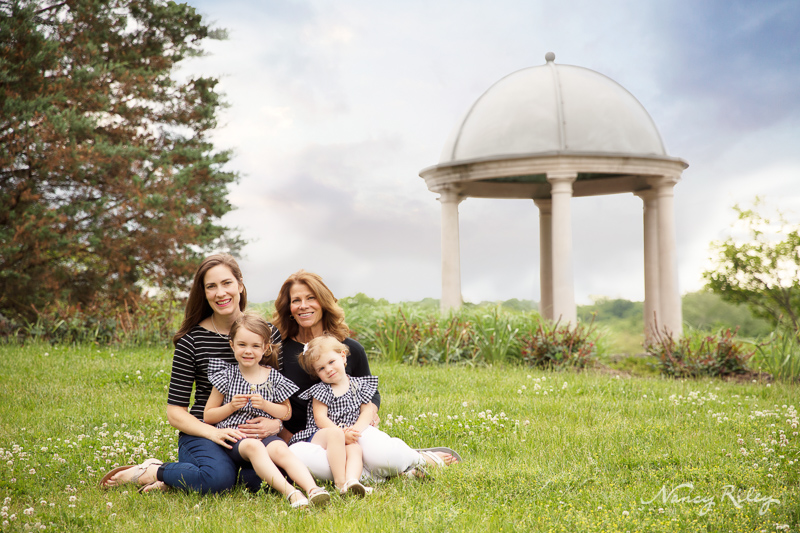 Family portraits at Glenwood Gardens