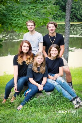 Family portraits at Sharon Woods