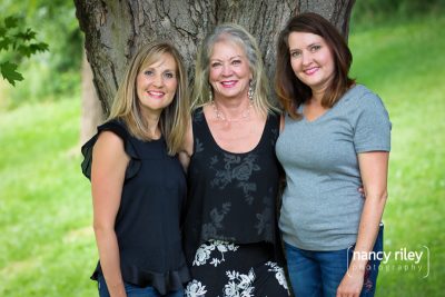 Family portraits at Sharon Woods