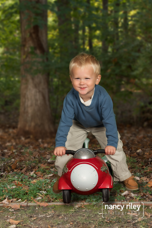 Family portraits in the fall
